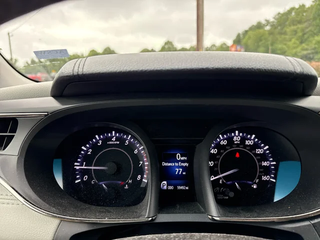 SEMINUEVOS TOYOTA Avalon at Matthews in Liberty Buick GMC
