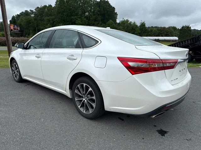 SEMINUEVOS TOYOTA Avalon at Matthews in Liberty Buick GMC