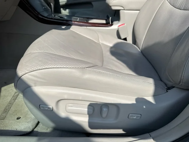 SEMINUEVOS TOYOTA Avalon at Matthews in Liberty Buick GMC