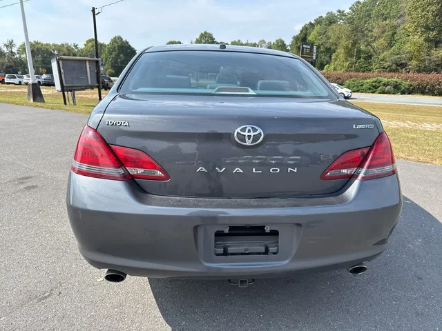 SEMINUEVOS TOYOTA Avalon at Matthews in Liberty Buick GMC