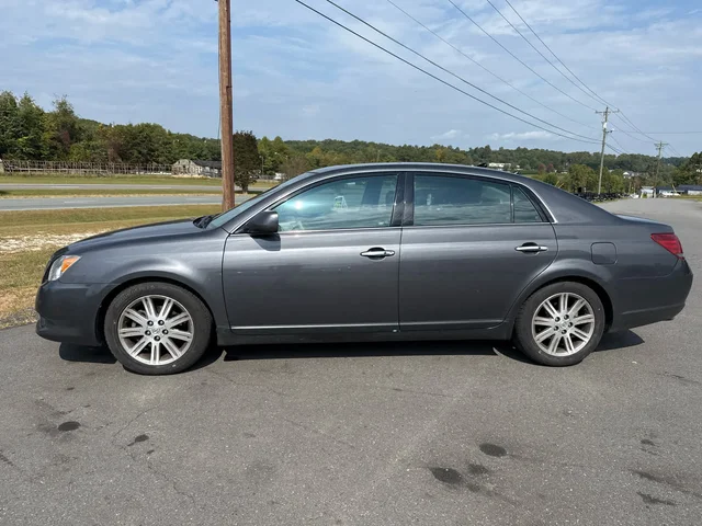 SEMINUEVOS TOYOTA Avalon at Matthews in Liberty Buick GMC