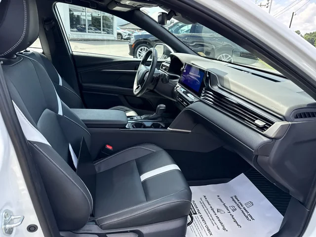 SEMINUEVOS TOYOTA Camry at Matthews in Liberty Buick GMC