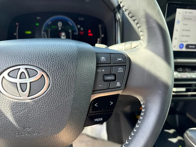 SEMINUEVOS TOYOTA Camry at Matthews in Liberty Buick GMC