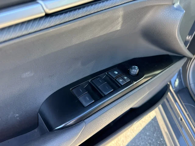 SEMINUEVOS TOYOTA Camry at Matthews in Liberty Buick GMC