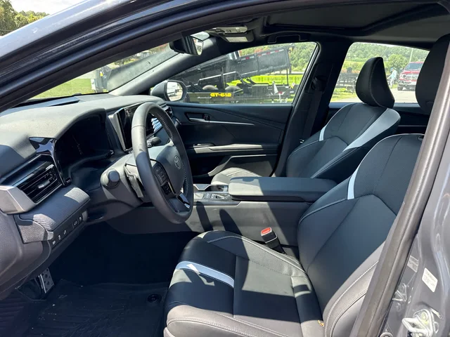 SEMINUEVOS TOYOTA Camry at Matthews in Liberty Buick GMC