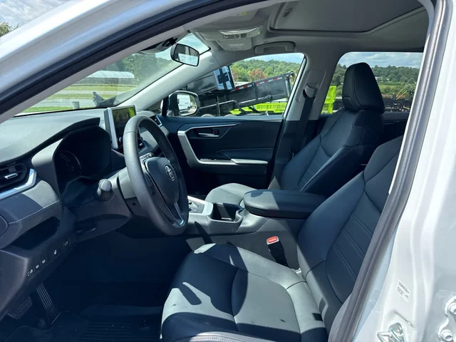 SEMINUEVOS TOYOTA RAV4 at Matthews in Liberty Buick GMC