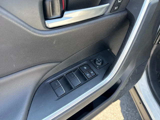SEMINUEVOS TOYOTA RAV4 at Matthews in Liberty Buick GMC