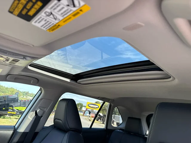 SEMINUEVOS TOYOTA RAV4 at Matthews in Liberty Buick GMC