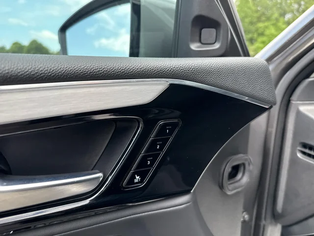SEMINUEVOS ACURA MDX at Matthews in Liberty Buick GMC