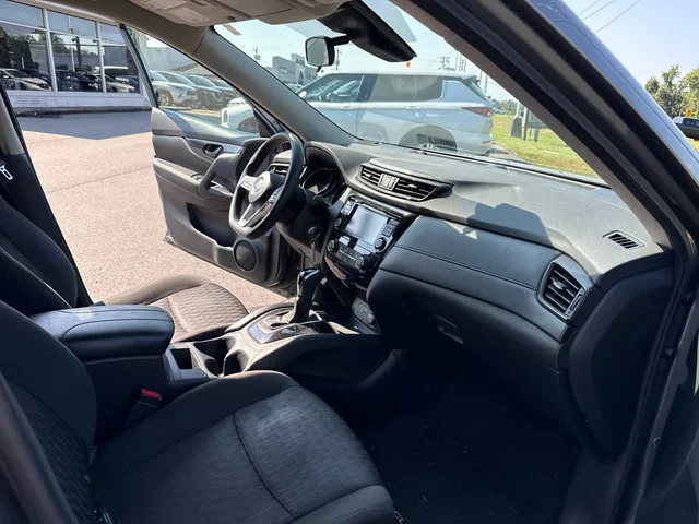 SEMINUEVOS NISSAN Rogue at Matthews in Liberty Buick GMC