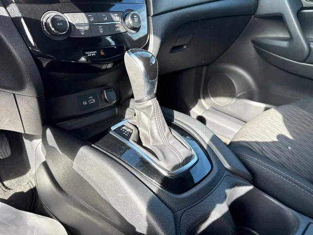 SEMINUEVOS NISSAN Rogue at Matthews in Liberty Buick GMC