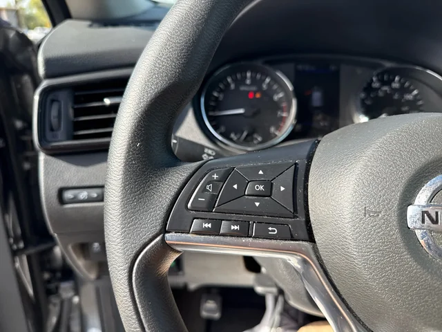 SEMINUEVOS NISSAN Rogue at Matthews in Liberty Buick GMC