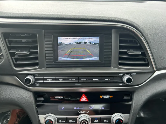 SEMINUEVOS HYUNDAI Elantra a Estados en autogozo