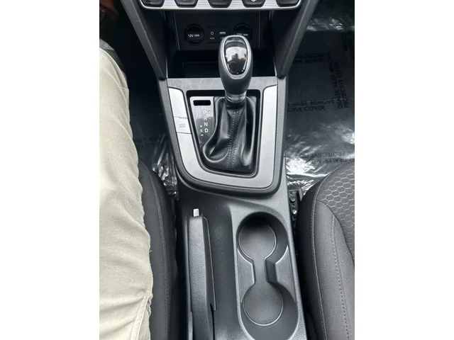 SEMINUEVOS HYUNDAI Elantra a Estados en autogozo
