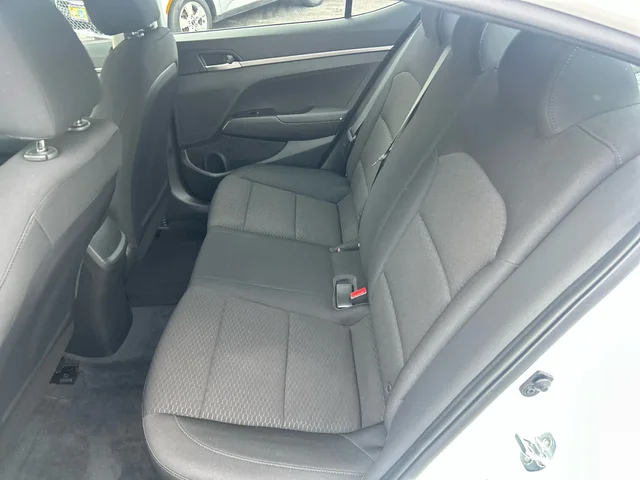 SEMINUEVOS HYUNDAI Elantra a Estados en autogozo