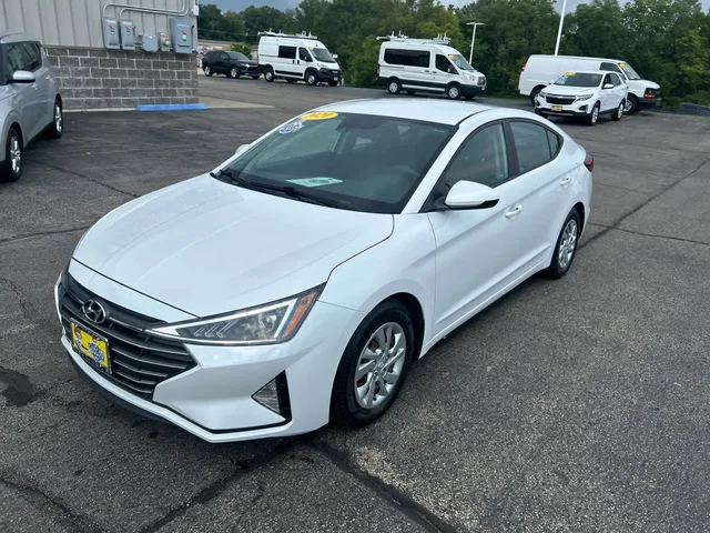 SEMINUEVOS HYUNDAI Elantra a Estados en autogozo