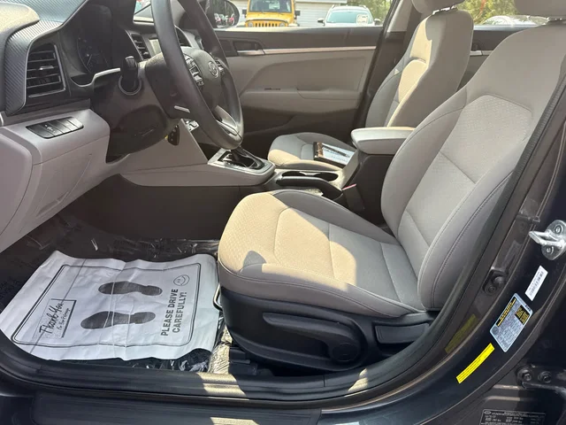 SEMINUEVOS HYUNDAI Elantra a Estados en autogozo