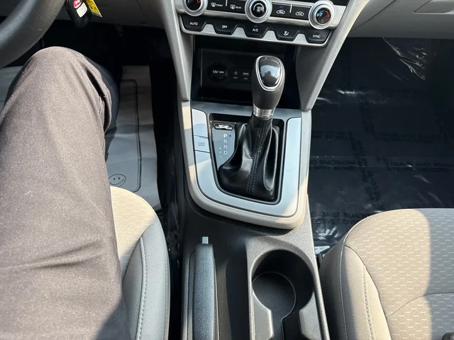 SEMINUEVOS HYUNDAI Elantra a Estados en autogozo
