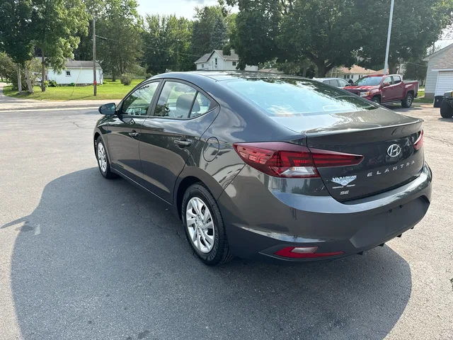 SEMINUEVOS HYUNDAI Elantra a Estados en autogozo
