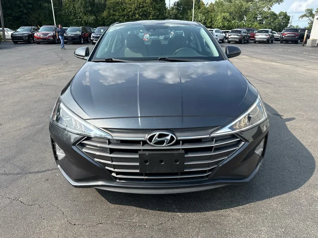 SEMINUEVOS HYUNDAI Elantra a Estados en autogozo