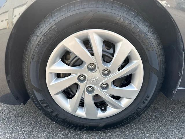 SEMINUEVOS HYUNDAI Elantra a Estados en autogozo