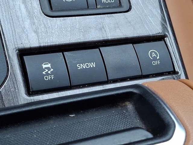 SEMINUEVOS TOYOTA Highlander a Estados en autogozo