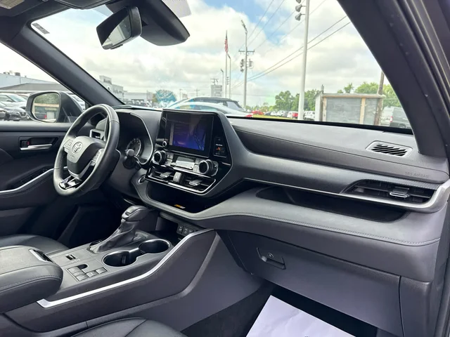 SEMINUEVOS TOYOTA Highlander at Matthews in Liberty Buick GMC