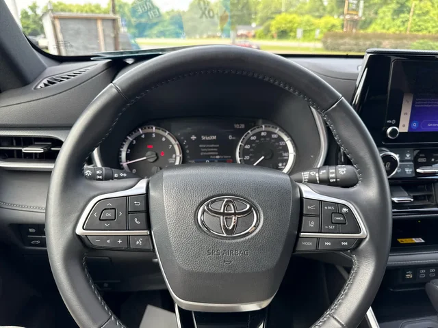 SEMINUEVOS TOYOTA Highlander at Matthews in Liberty Buick GMC