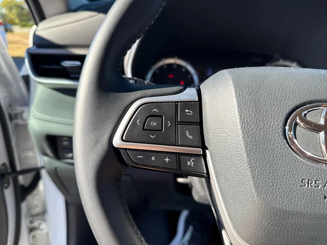 SEMINUEVOS TOYOTA Highlander at Matthews in Liberty Buick GMC