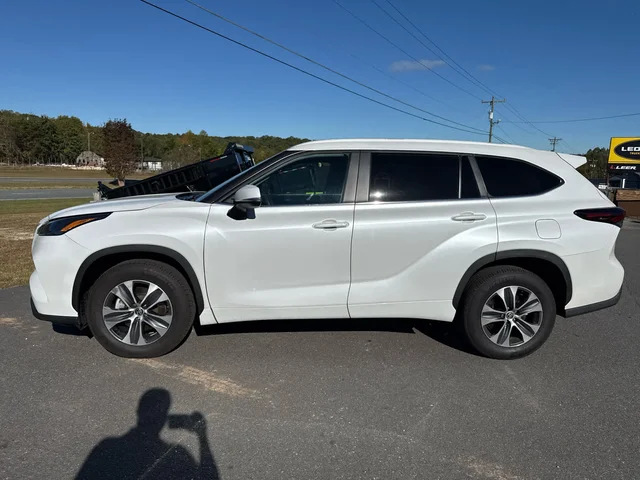SEMINUEVOS TOYOTA Highlander at Matthews in Liberty Buick GMC