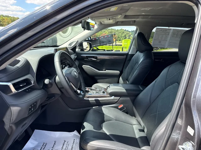 SEMINUEVOS TOYOTA Highlander at Matthews in Liberty Buick GMC