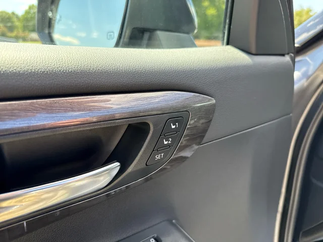 SEMINUEVOS TOYOTA Highlander at Matthews in Liberty Buick GMC