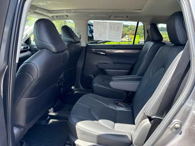 SEMINUEVOS TOYOTA Highlander at Matthews in Liberty Buick GMC