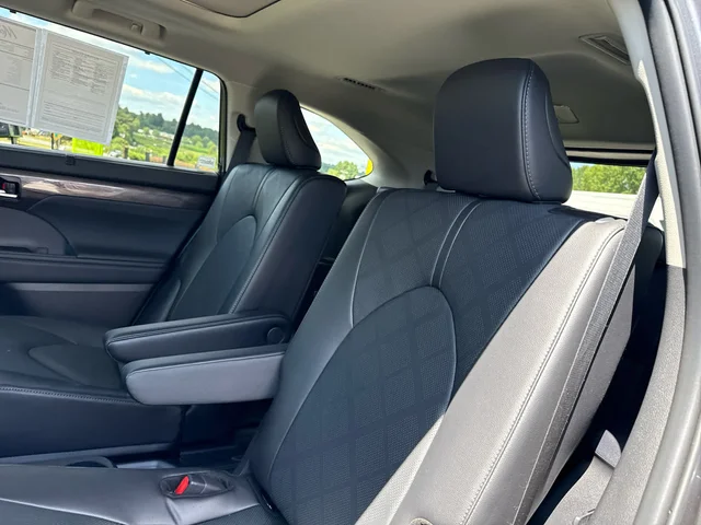 SEMINUEVOS TOYOTA Highlander at Matthews in Liberty Buick GMC