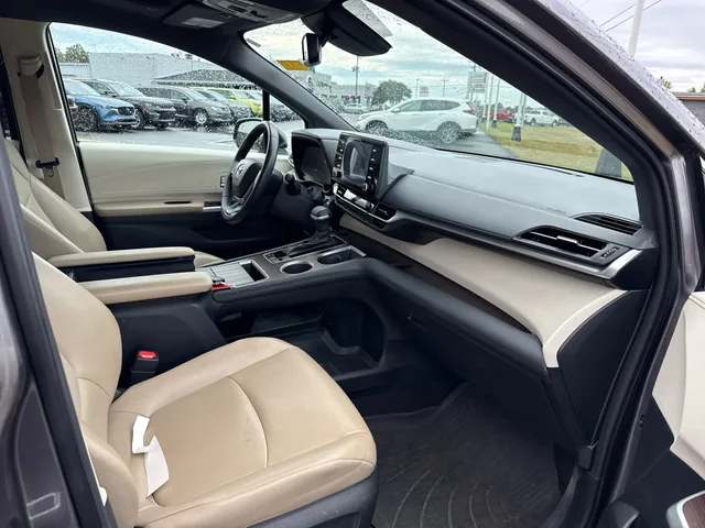 SEMINUEVOS TOYOTA Sienna at Matthews in Liberty Buick GMC