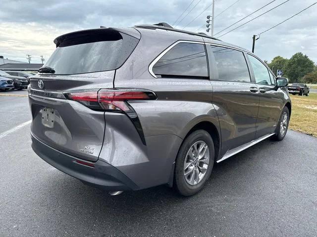 SEMINUEVOS TOYOTA Sienna at Matthews in Liberty Buick GMC