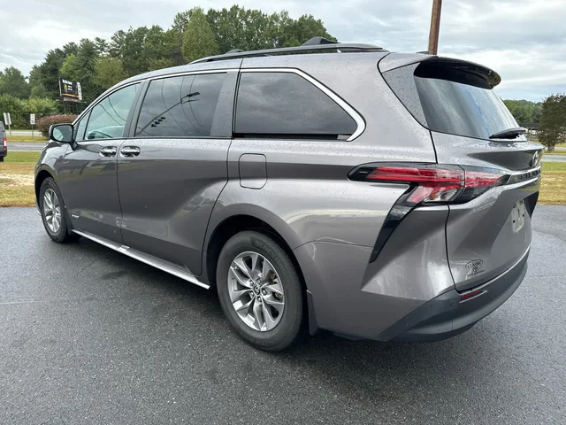 SEMINUEVOS TOYOTA Sienna at Matthews in Liberty Buick GMC
