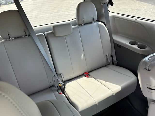 SEMINUEVOS TOYOTA Sienna at Matthews in Liberty Buick GMC