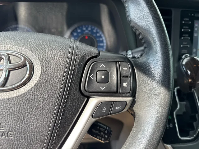 SEMINUEVOS TOYOTA Sienna at Matthews in Liberty Buick GMC