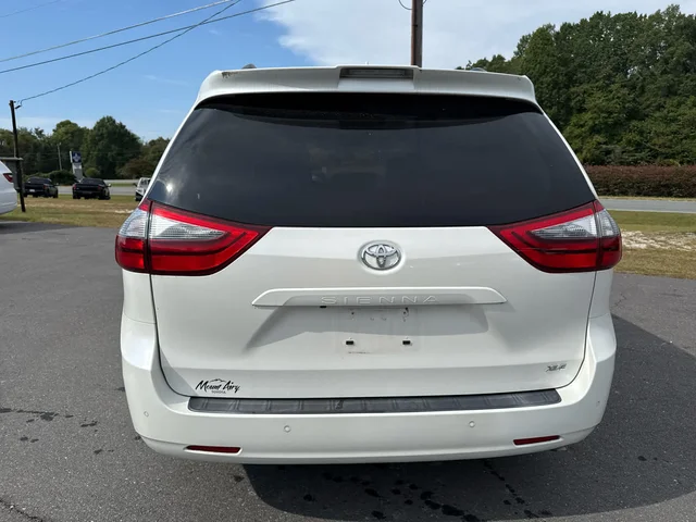 SEMINUEVOS TOYOTA Sienna at Matthews in Liberty Buick GMC