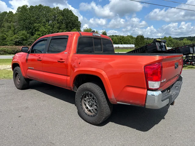SEMINUEVOS TOYOTA Tacoma at Mt Airy in Mount Airy Toyota