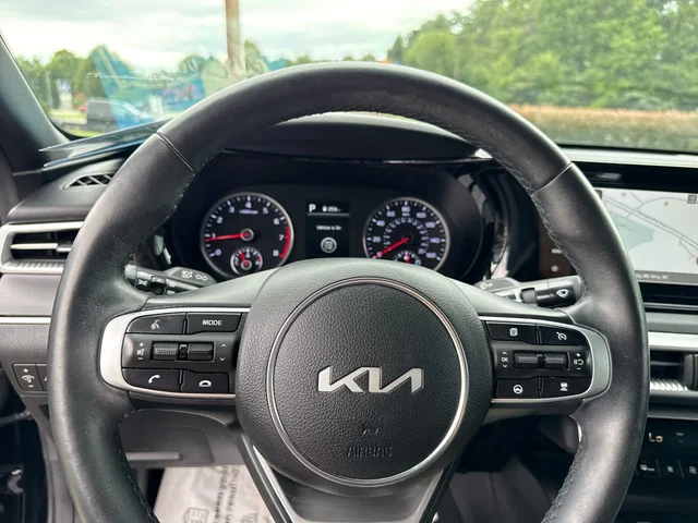 SEMINUEVOS KIA K5 at Matthews in Liberty Buick GMC