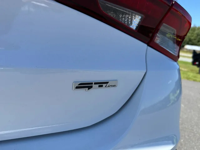 SEMINUEVOS KIA K5 at Matthews in Liberty Buick GMC