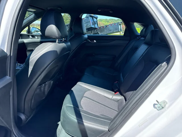 SEMINUEVOS KIA K5 at Matthews in Liberty Buick GMC