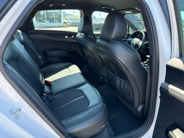 SEMINUEVOS KIA K5 at Matthews in Liberty Buick GMC