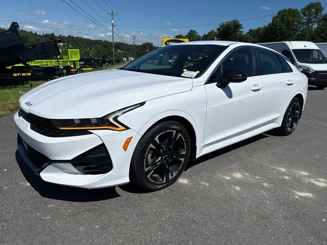 SEMINUEVOS KIA K5 at Matthews in Liberty Buick GMC