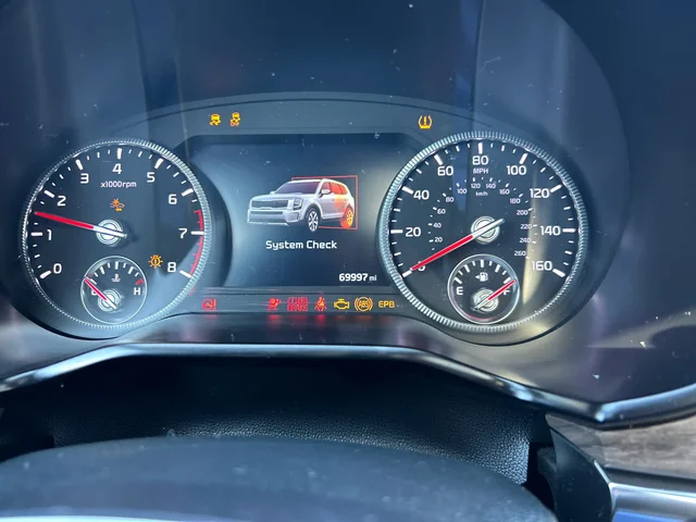 SEMINUEVOS KIA Telluride a Estados en autogozo