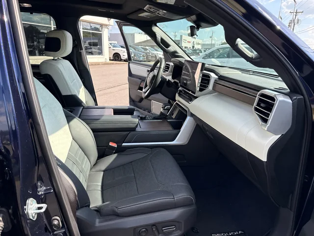 SEMINUEVOS TOYOTA Sequoia at Matthews in Liberty Buick GMC