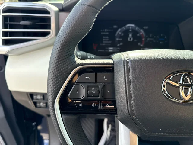 SEMINUEVOS TOYOTA Sequoia at Matthews in Liberty Buick GMC