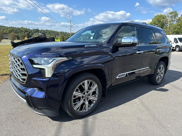 SEMINUEVOS TOYOTA Sequoia at Matthews in Liberty Buick GMC
